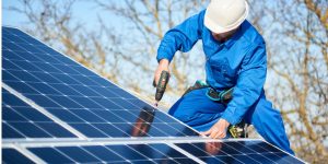 Installation Maintenance Panneaux Solaires Photovoltaïques à Le Larderet